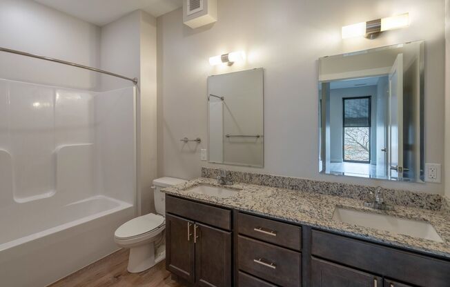 2 beds, 2 baths, 1,115 sqft, $1,750, Unit 122