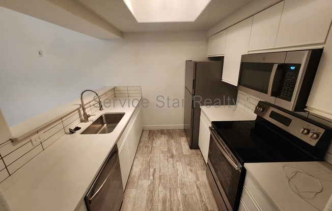 3434 E BASELINE Road