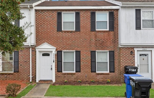 5904 APPLETON CT