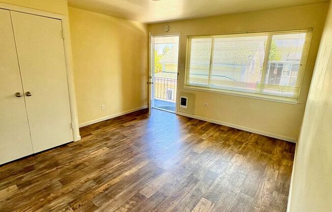 West Tabor Apartments