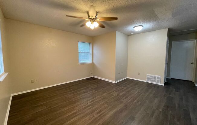 COMING SOON! 2 BEDROOM 1 BATH DUPLEX IN HISTORICAL FAIRMOUNT DISTRICT