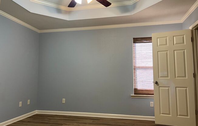 3 beds, 2 baths, $1,195