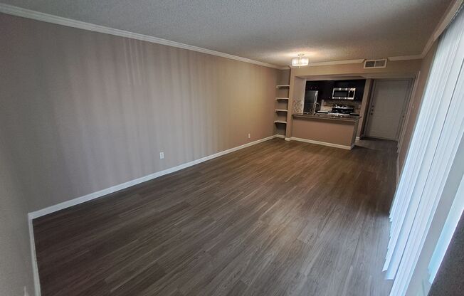 2 beds, 1 bath, 762 sqft, $1,260, Unit 3434