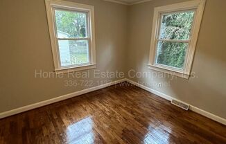 3 beds, 1 bath, $1,195