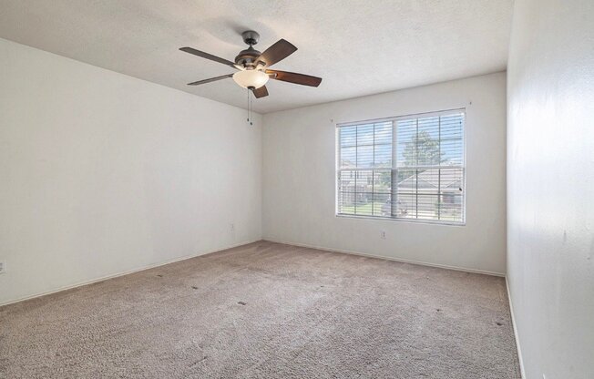 726 SLATE VLY LN
