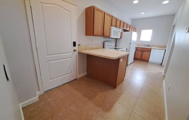 Grab this Spacious 4 Bedroom 2.5 Bath Townhouse