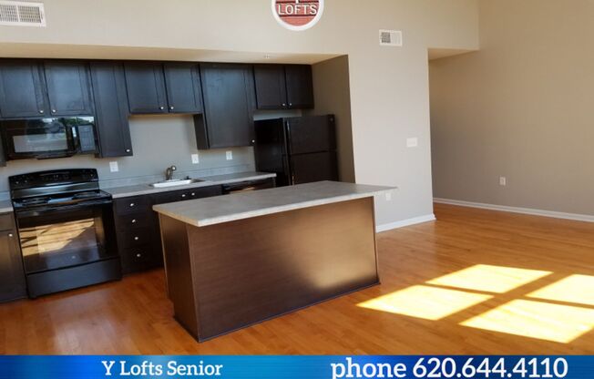 2 beds, 2 baths, 1,438 sqft, $1,100, Unit 113