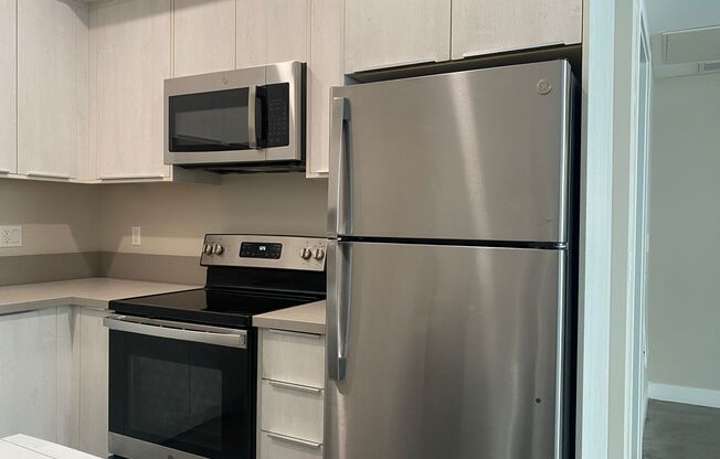 2 beds, 1 bath, 715 sqft, $2,600, Unit 11246-207