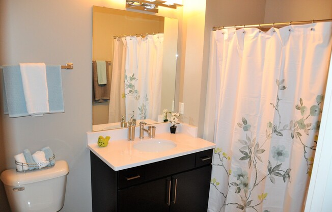 1 bed, 1 bath, 840 sqft, $1,810, Unit 510