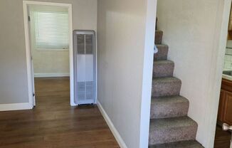 2 beds, 1 bath, 700 sqft, $1,299, Unit D