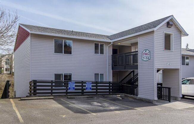 17685 NW Concordia Court #6 - Move in Special!!  1st Month's Rent FREE!!