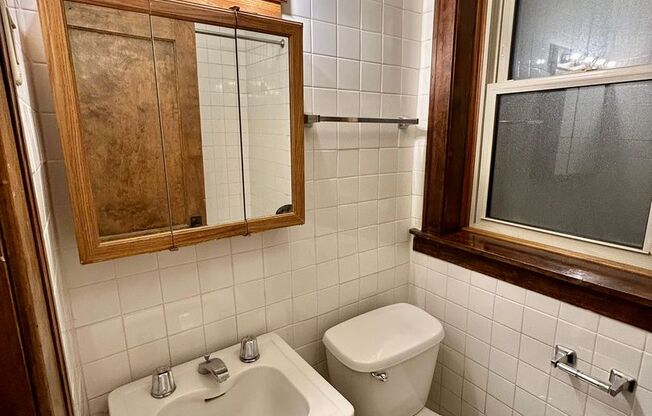 1 bed, 1 bath, 425 sqft, $1,745, Unit 233-103
