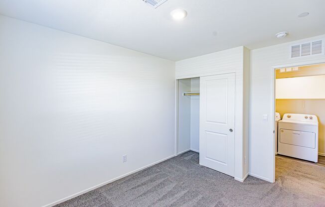 3 beds, 2.5 baths, $1,750