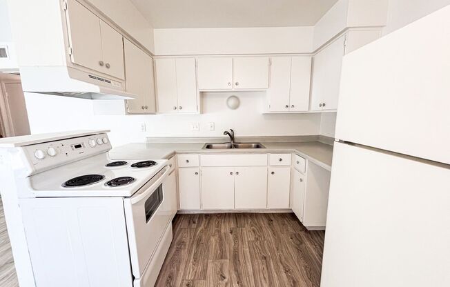 1 bed, 1 bath, 635 sqft, $1,150, Unit 34