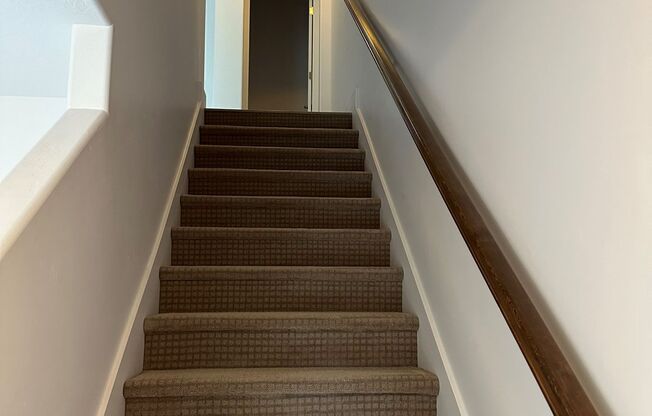 3-Bedroom 3-Bath Townhome In Draper