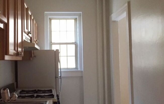 1 bed, 1 bath, 550 sqft, $1,375, Unit 302