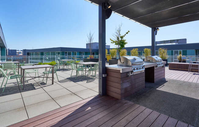 Rooftop Deck Lounge