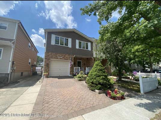264 SANDALWOOD DR