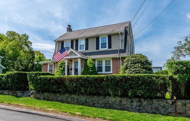 409 MT VERNON ST