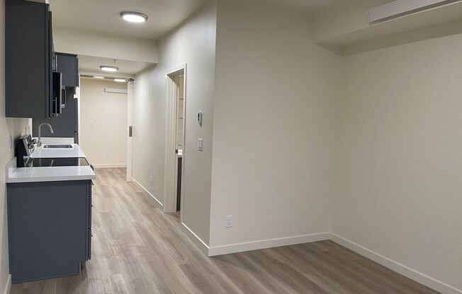 Minor Tower Apartments - Located in Eastlake