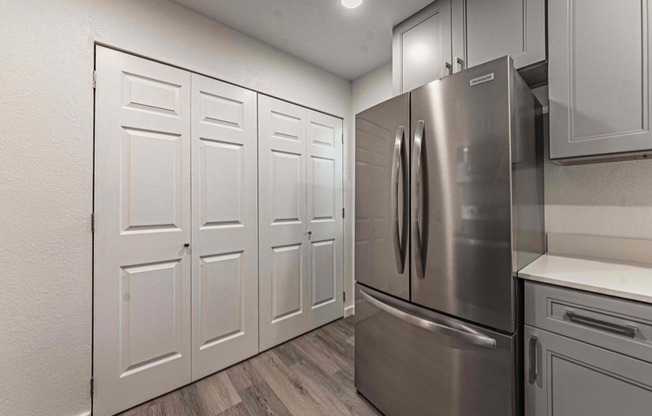 6731 DUBLIN LOOP W