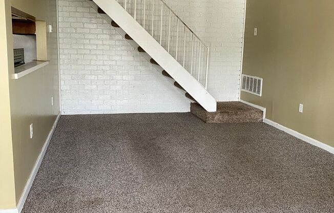 2 Bedroom, 1 Bathroom Condo in Edgewood, MD!