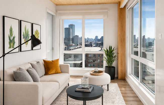1 bed, 1 bath, 518 sqft, $1,898, Unit 305
