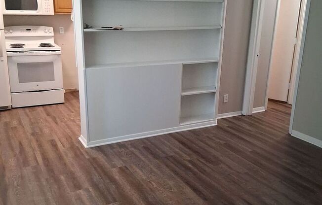 1418 Laurel Avenue Apartments