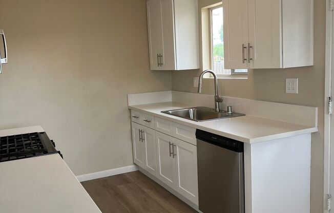 Updated 3BR/2BA home w/yard and garage in sought after La Mesa neighborhood