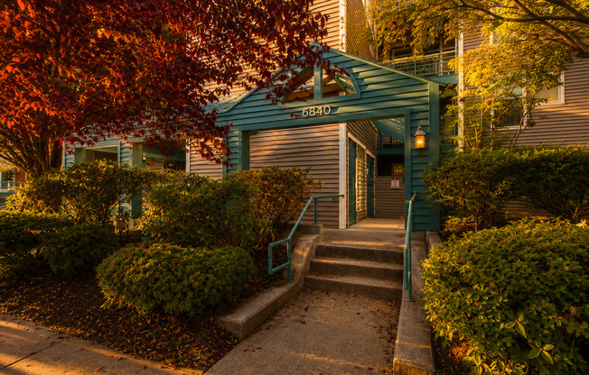 3 beds, 2 baths, 1,195 sqft, $3,553, Unit 306