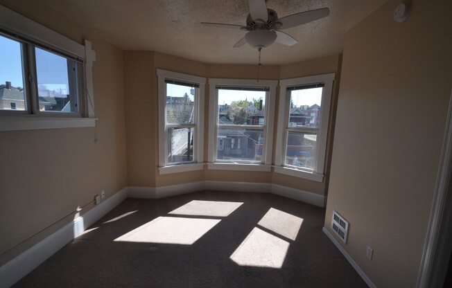 1717 12th Ave