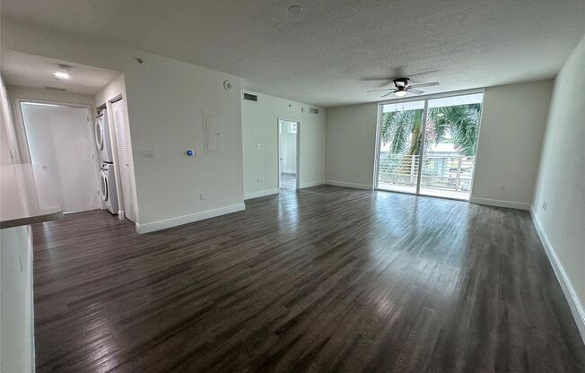 110 SW 12 Street #  unit 302 (F10471584)