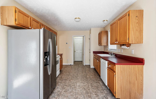 3 beds, 2 baths, $1,710