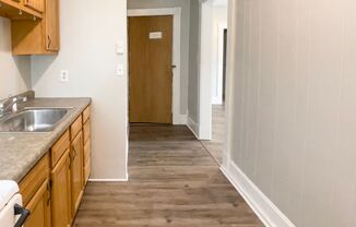 1 bed, 1 bath, 461 sqft, $650, Unit 216D