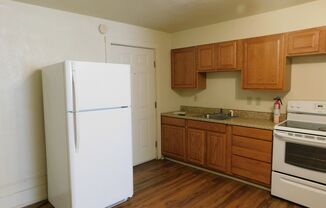 Studio, 1 bath, $525, Unit 1