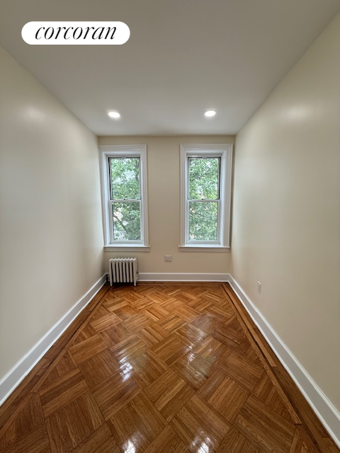 47 CHESTER AVE
