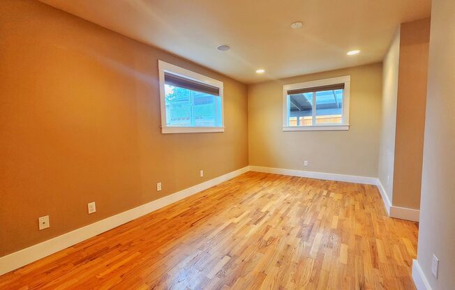 4 beds, 3 baths, $4,500