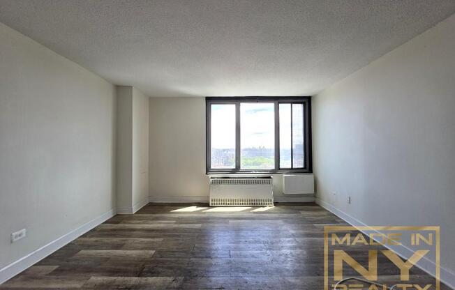 1 bed, 1 bath, 560 sqft, $3,200, Unit D22D