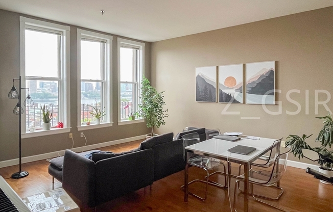 416 Marlborough St 106