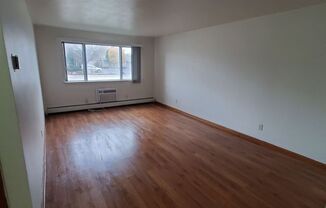 1 bed, 1 bath, 800 sqft, $1,050, Unit 103