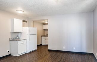 1 bed, 1 bath, 600 sqft, $750, Unit #2