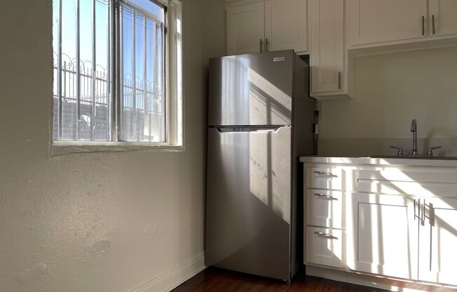 Studio, 1 bath, 350 sqft, $1,495, Unit 0103