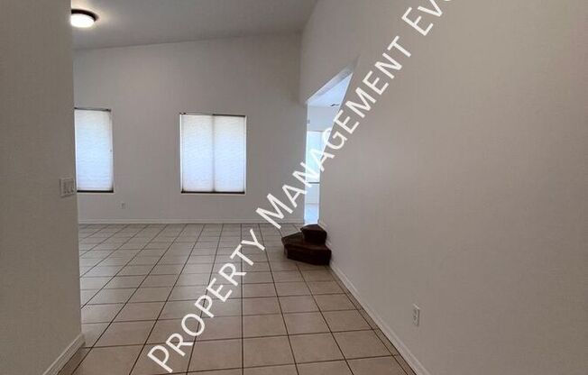 12240 W SAGUARO LN