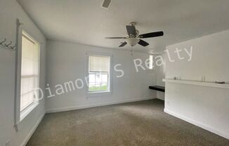 3 beds, 1 bath, $1,150