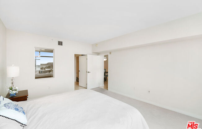 2 beds, 2.5 baths, 1,630 sqft, $6,800, Unit 702