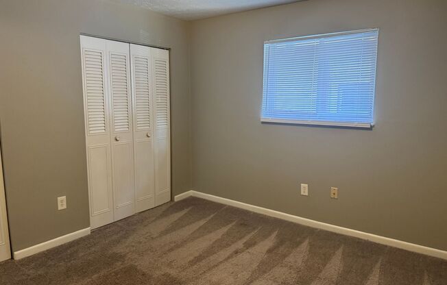 1 bed, 1 bath, 675 sqft, $925, Unit 2124CHE-303