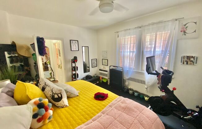 1 bed, 1 bath, $1,995, Unit # 106