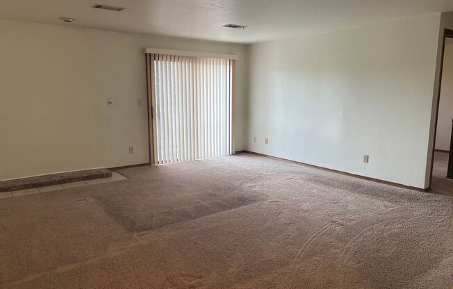 2 beds, 2 baths, 1,029 sqft, $1,229, Unit 1401 044
