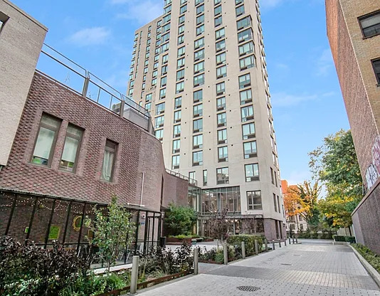 Studio, 1 bath, $2,795, Unit 18F