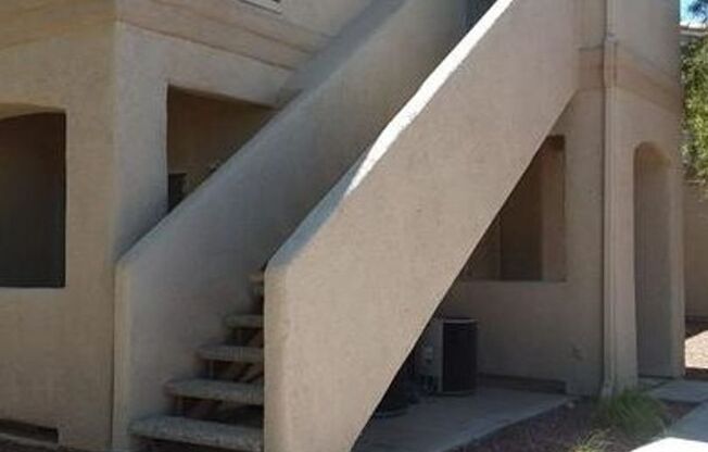 Upstairs 2 br unit in gated community with pool/spa/bbq area